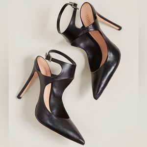 Schutz Lucina Ankle Strap Pumps 5.5B 🖤👠 Brand New without tag.